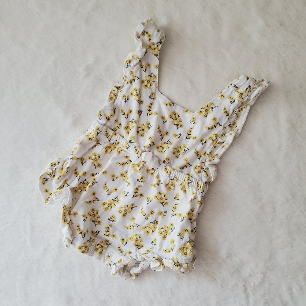 Oliver & Rain Organic Cotton Floral Newborn Romper